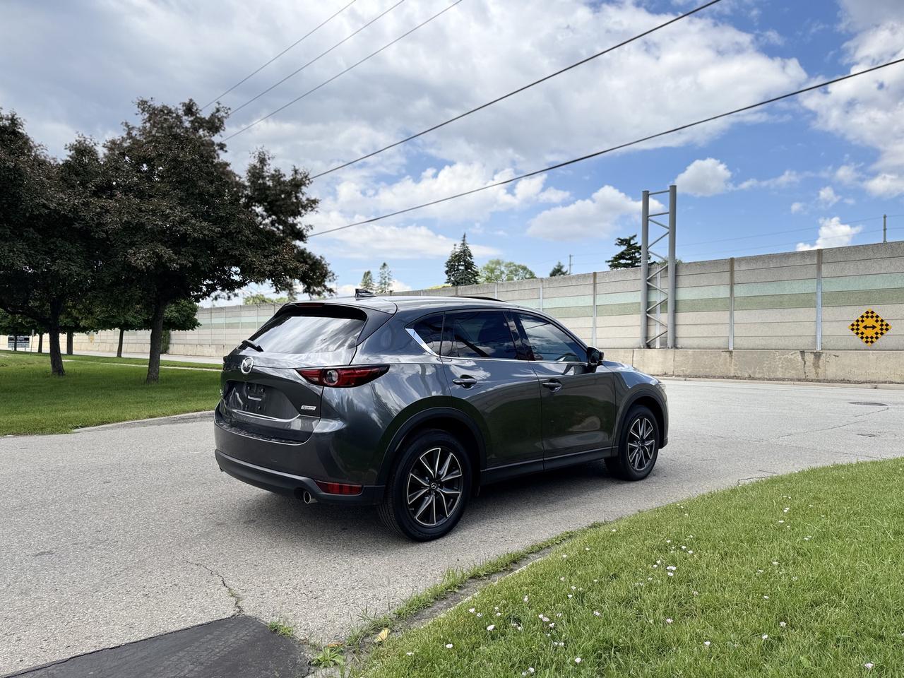 2017 Mazda CX-5 AWD 4dr Auto GT   NO Accidents! Photo