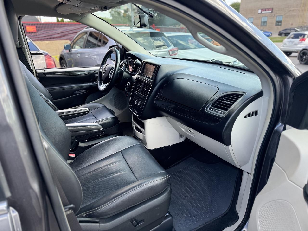 2017 Dodge Grand Caravan WheelChair Accessible - Side Entry Photo