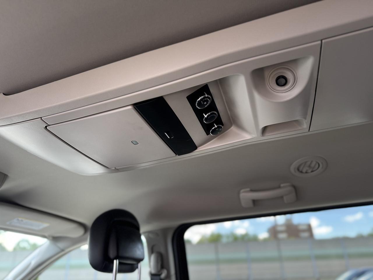 2017 Dodge Grand Caravan WheelChair Accessible - Side Entry Photo