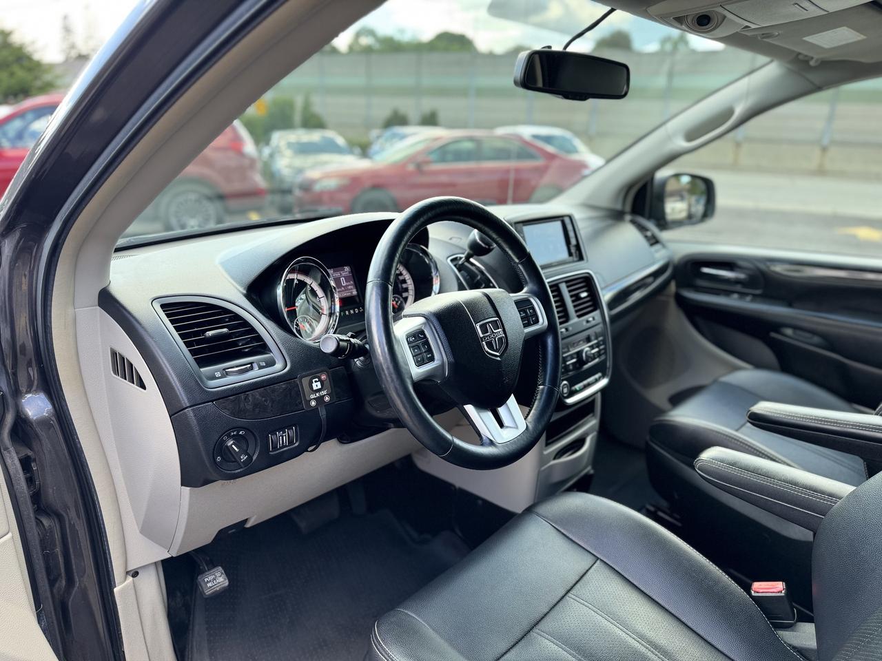 2017 Dodge Grand Caravan WheelChair Accessible - Side Entry Photo