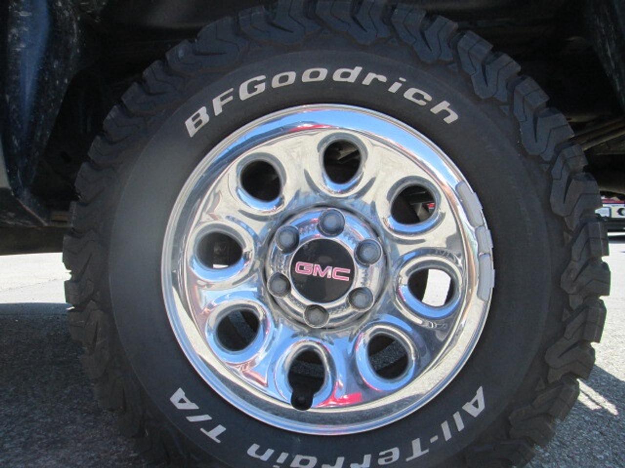 2013 GMC Sierra 1500 4WD Ext Cab 143.5  SLE, Side Steps, Cover, Liner Photo4