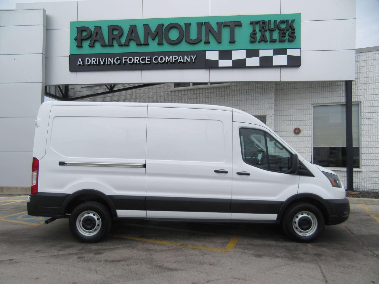 2025 Ford Transit T-250 148 WB MEDIUM ROOF CARGO VAN Photo5