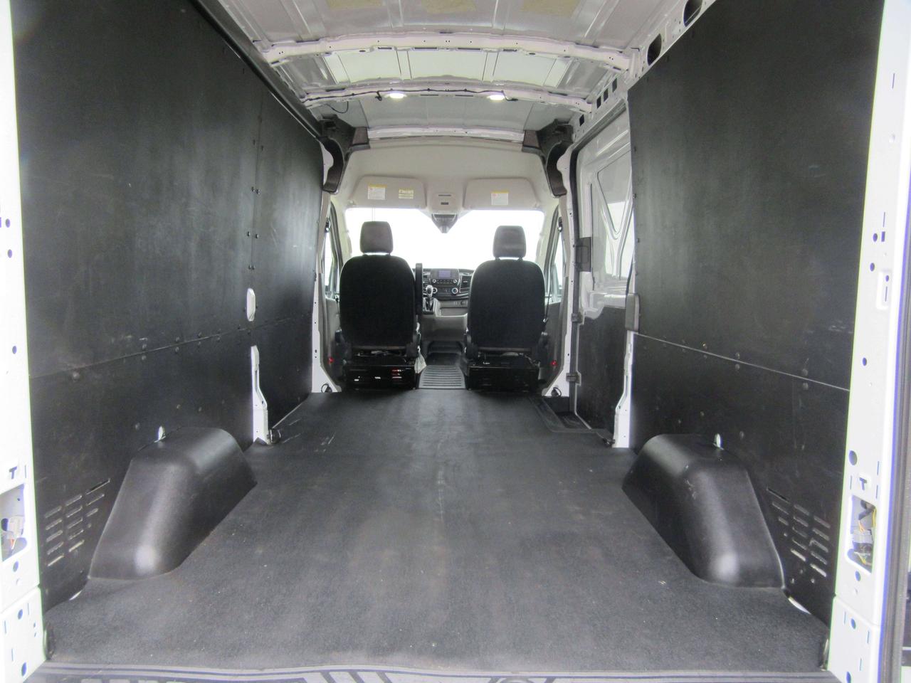 2025 Ford Transit T-250 148 WB MEDIUM ROOF CARGO VAN Photo