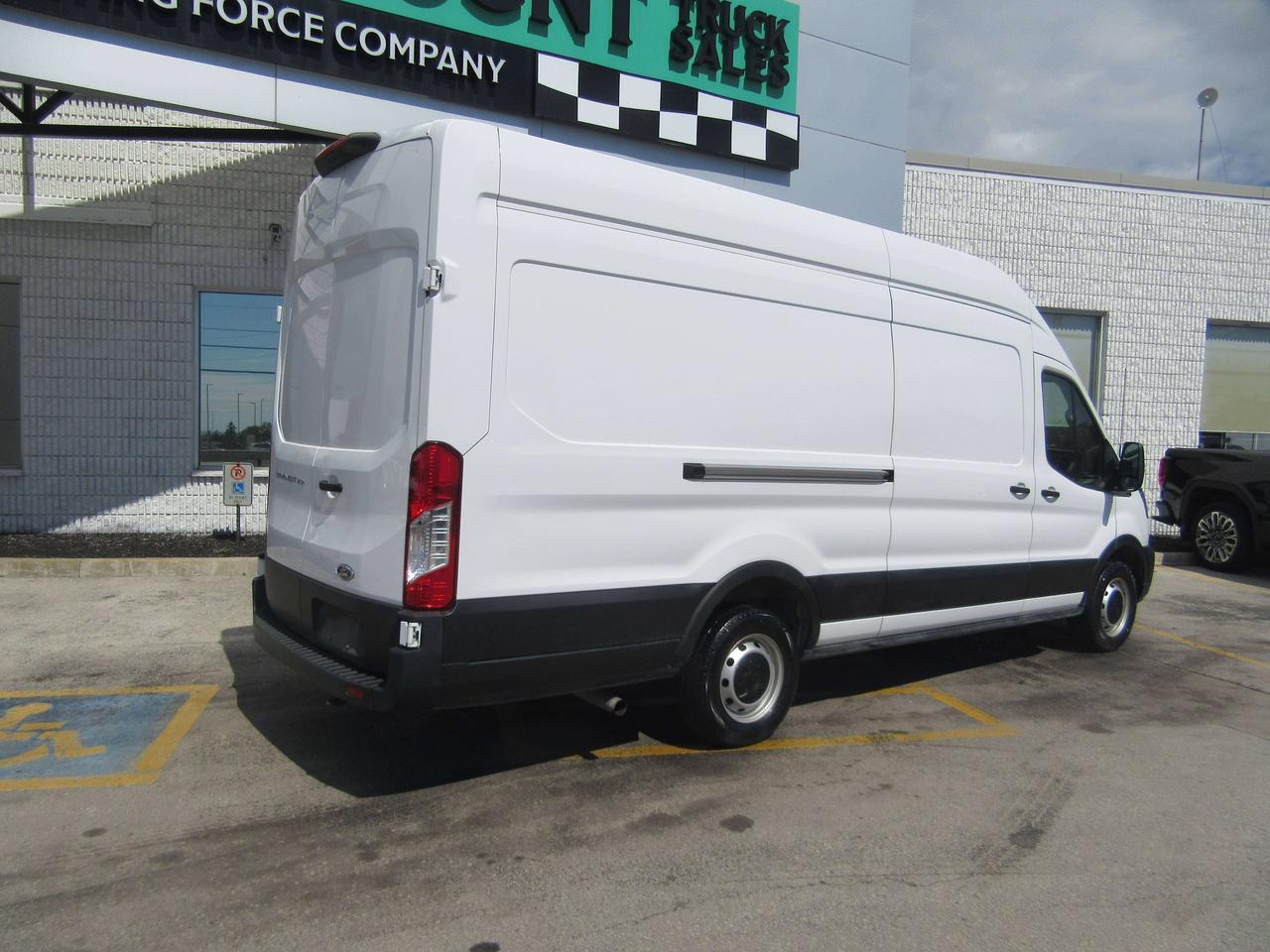 2023 Ford Transit T-250 148 WB HIGH ROOF EXTRA LONG JUMBO Photo