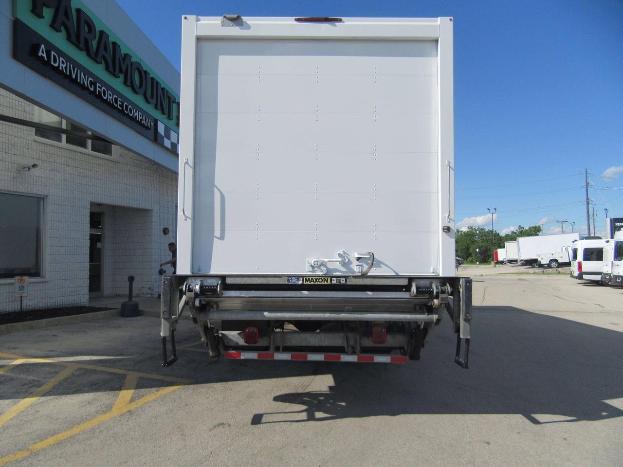 2023 Hino L7 CUMMINS 26FT BOX LARGE POWER LIFT/ROLLOUT RAMP Photo