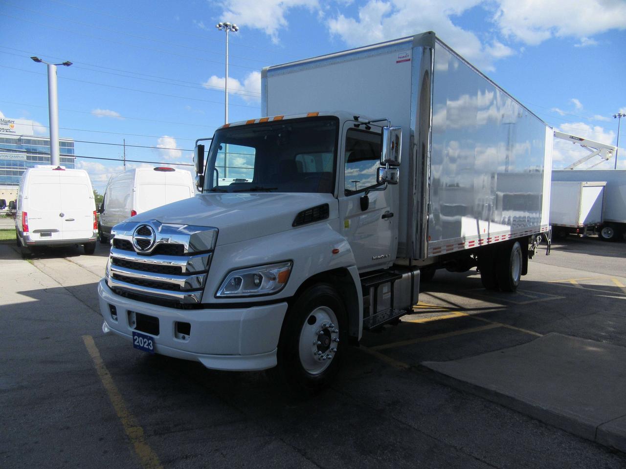 2023 Hino L7 CUMMINS 26FT BOX LARGE POWER LIFT/ROLLOUT RAMP Photo