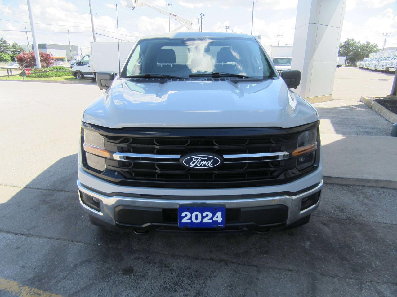 2024 Ford F-150 CREW CAB 4X4 XLT 5.5FT BOX Photo