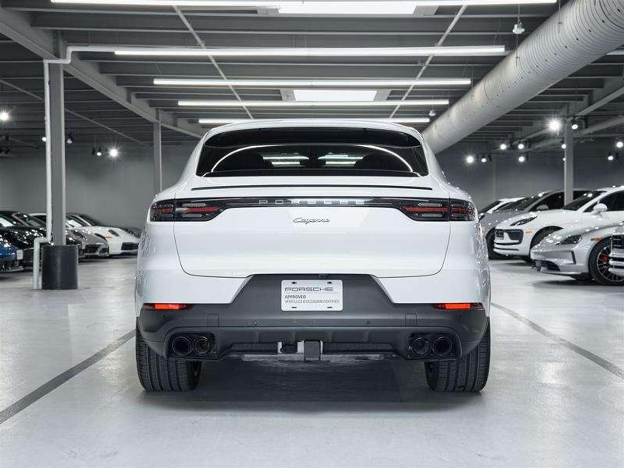 2023 Porsche Cayenne e-Hybrid Coupe Photo