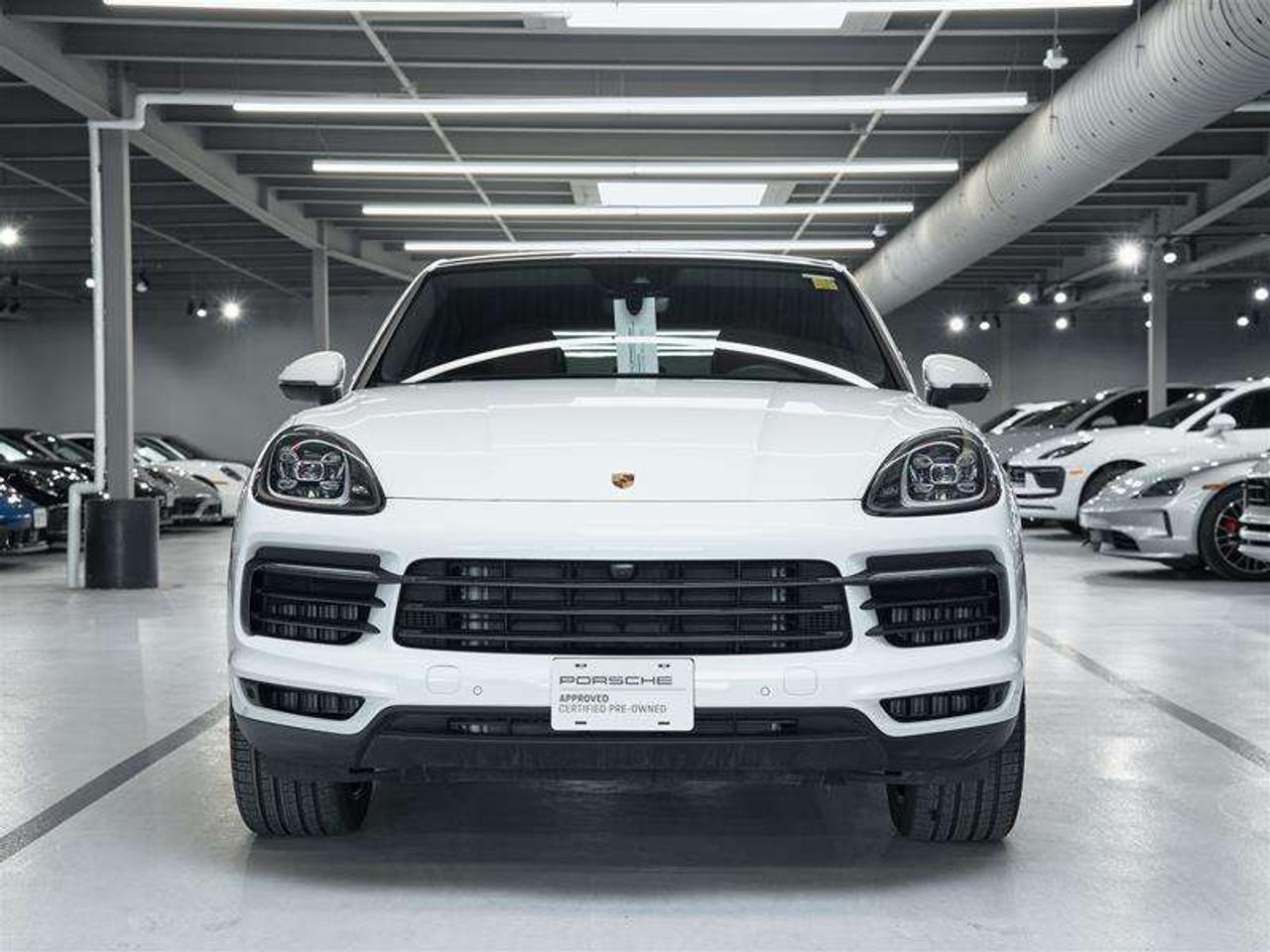 2023 Porsche Cayenne e-Hybrid Coupe Photo