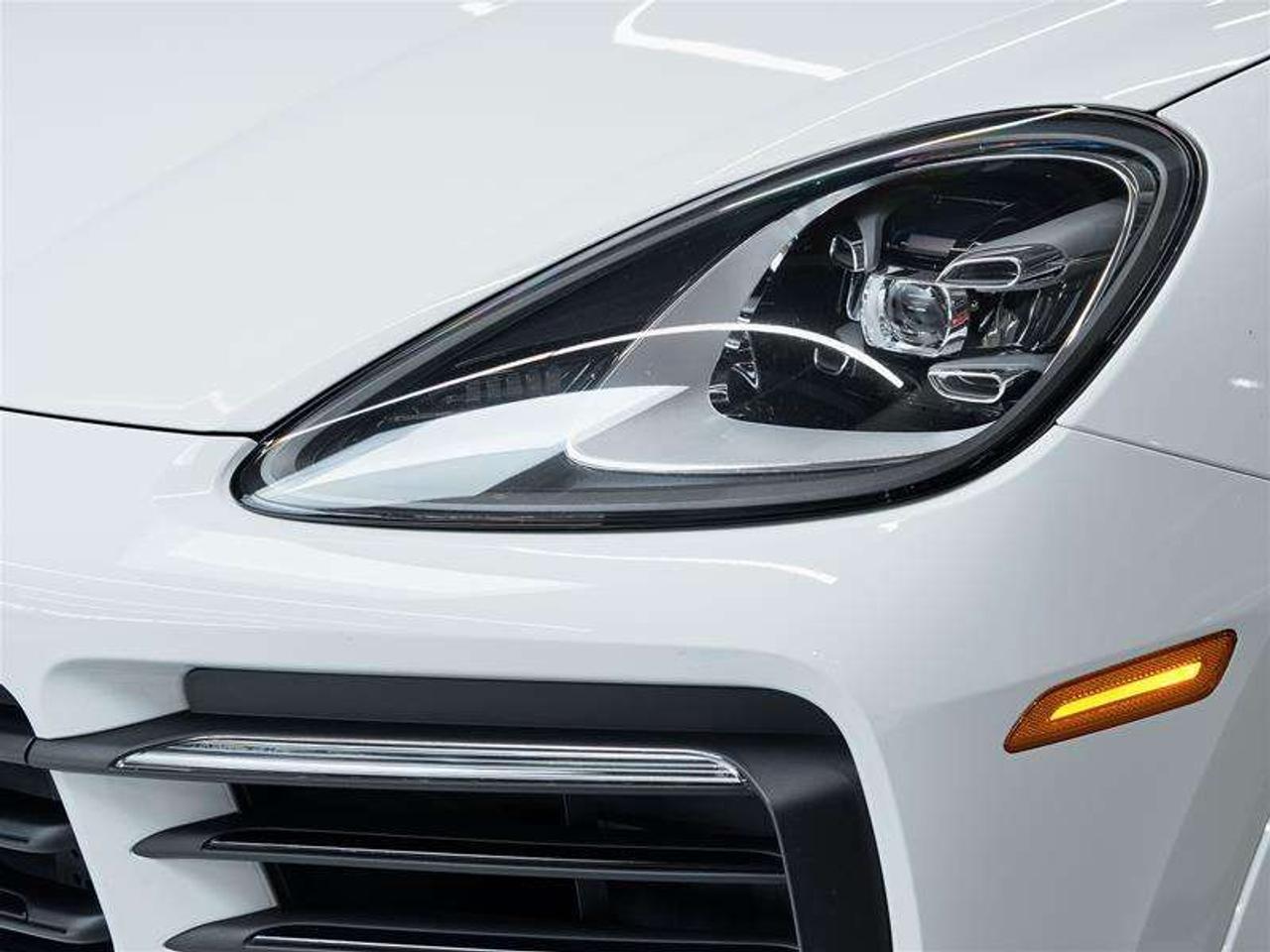 2023 Porsche Cayenne e-Hybrid Coupe Photo