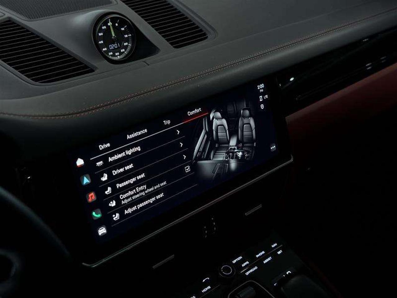 2023 Porsche Cayenne e-Hybrid Coupe Photo