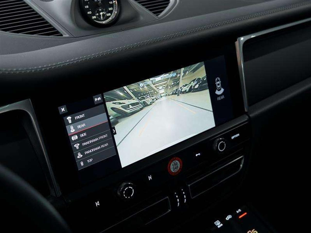 2026 Porsche Macan T AWD Photo