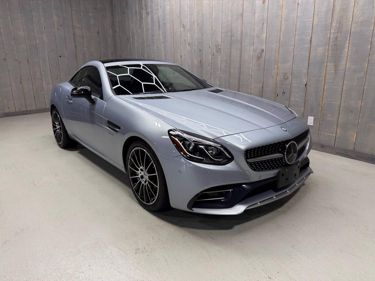 2017 Mercedes-Benz SLC 2dr Roadster AMG SLC 43 Photo