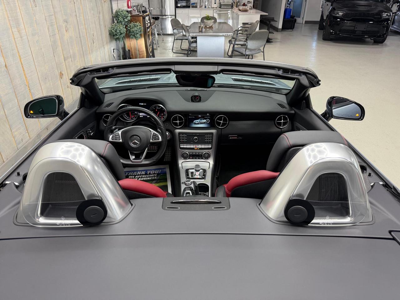 2017 Mercedes-Benz SLC 2dr Roadster AMG SLC 43 Photo