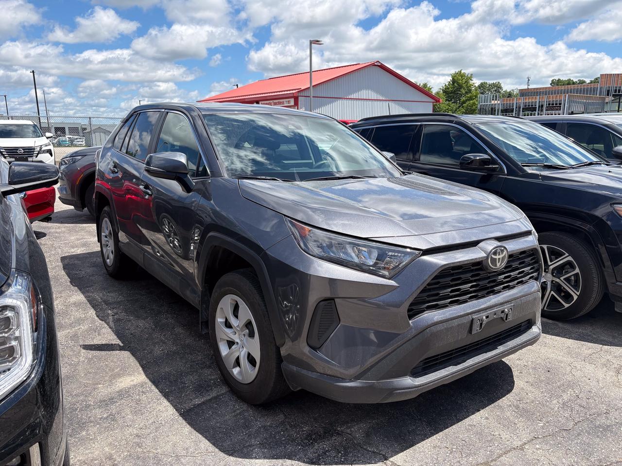 2025 Toyota RAV4 LE AWD Photo0