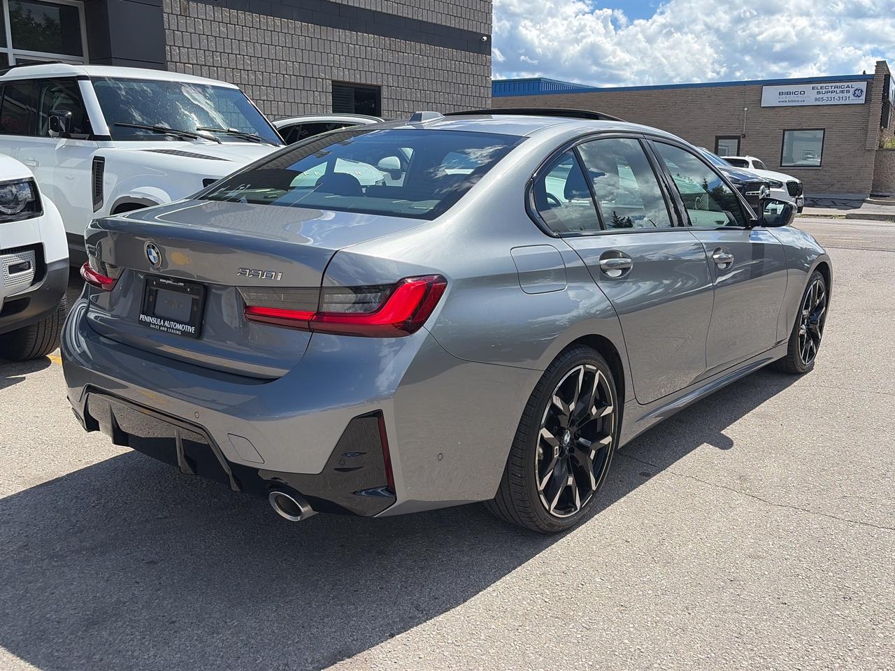 2025 BMW 3 Series 330I XDRIVE, M SPORT, HEADS UP, HARMON KARDON, Photo