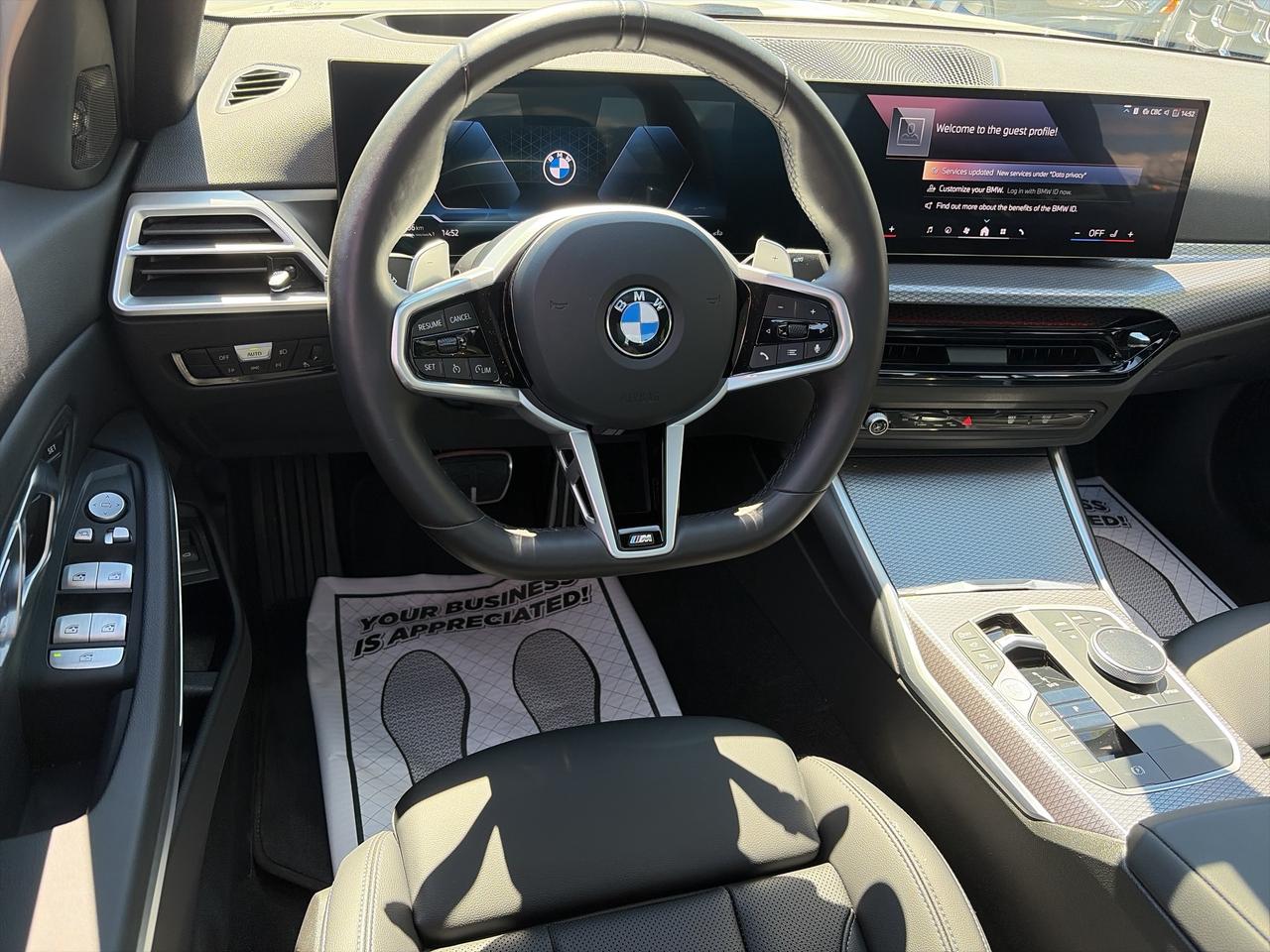 2025 BMW 3 Series 330i xDrive Photo