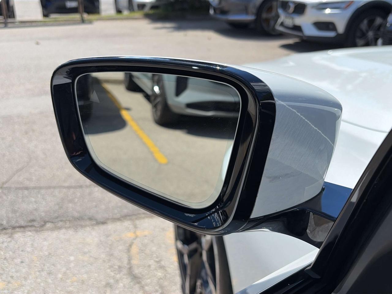 2025 BMW 3 Series 330I XDRIVE, M SPORT, HEADS UP, HARMON KARDON, Photo