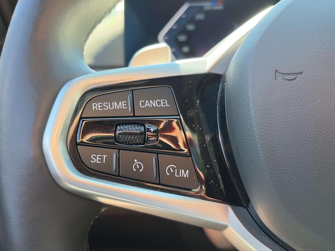 2025 BMW 3 Series 330I XDRIVE, M SPORT, HEADS UP, HARMON KARDON, Photo