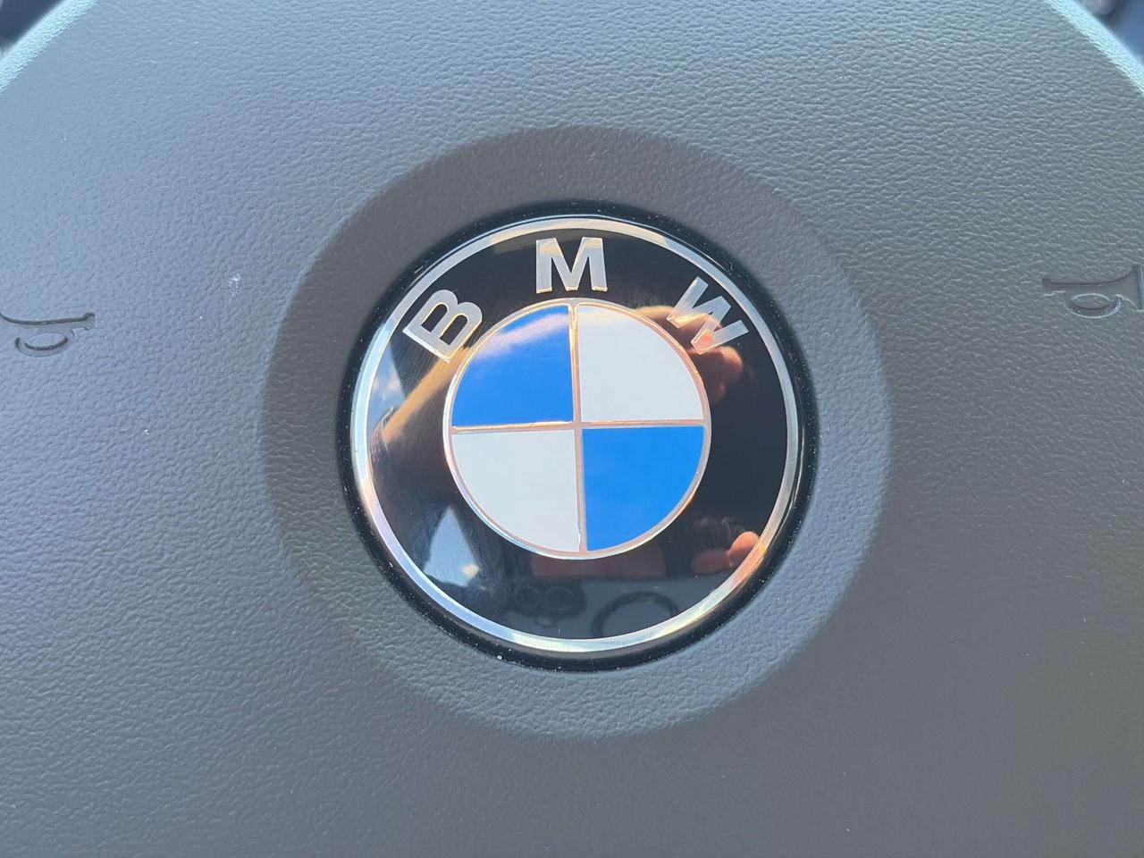 2025 BMW 3 Series 330I XDRIVE, M SPORT, HEADS UP, HARMON KARDON, Photo
