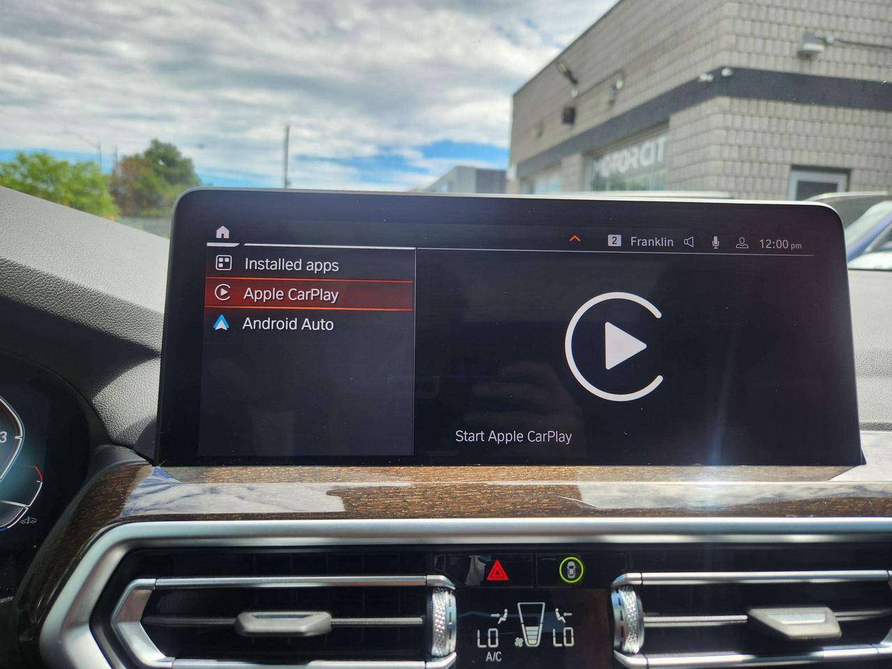 2025 BMW X4 HARMON KARDON,PANO,NAVI,CARPLAY, REMOTE START, HUD Photo