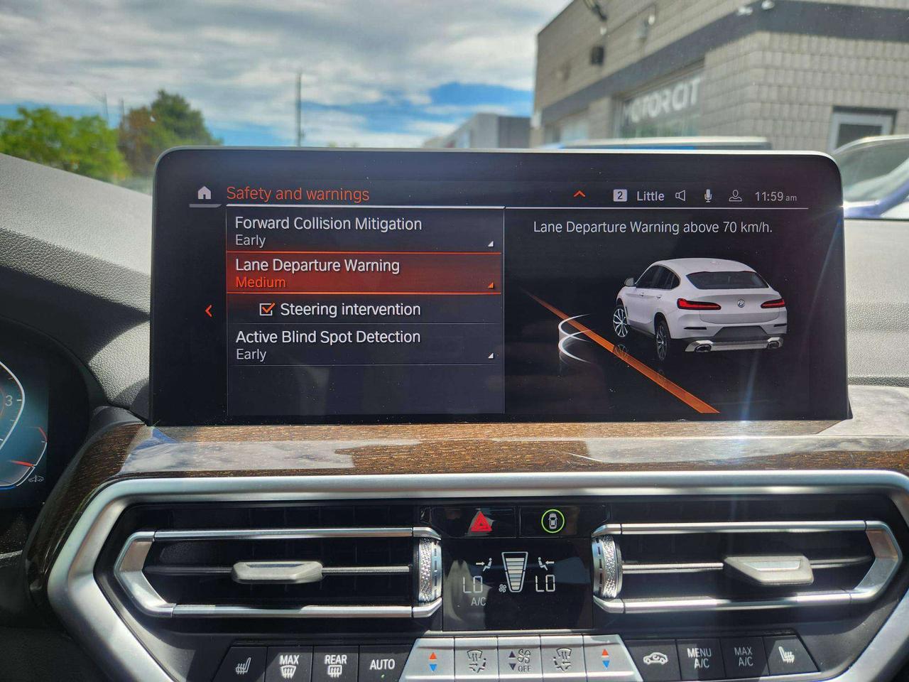 2025 BMW X4 HARMON KARDON,PANO,NAVI,CARPLAY, REMOTE START, HUD Photo