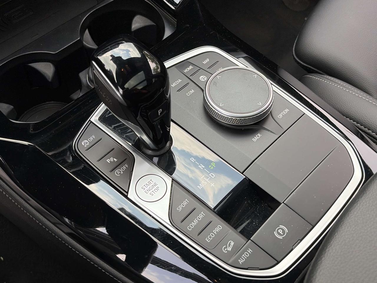 2025 BMW X4 Final Production Limited Edition Photo