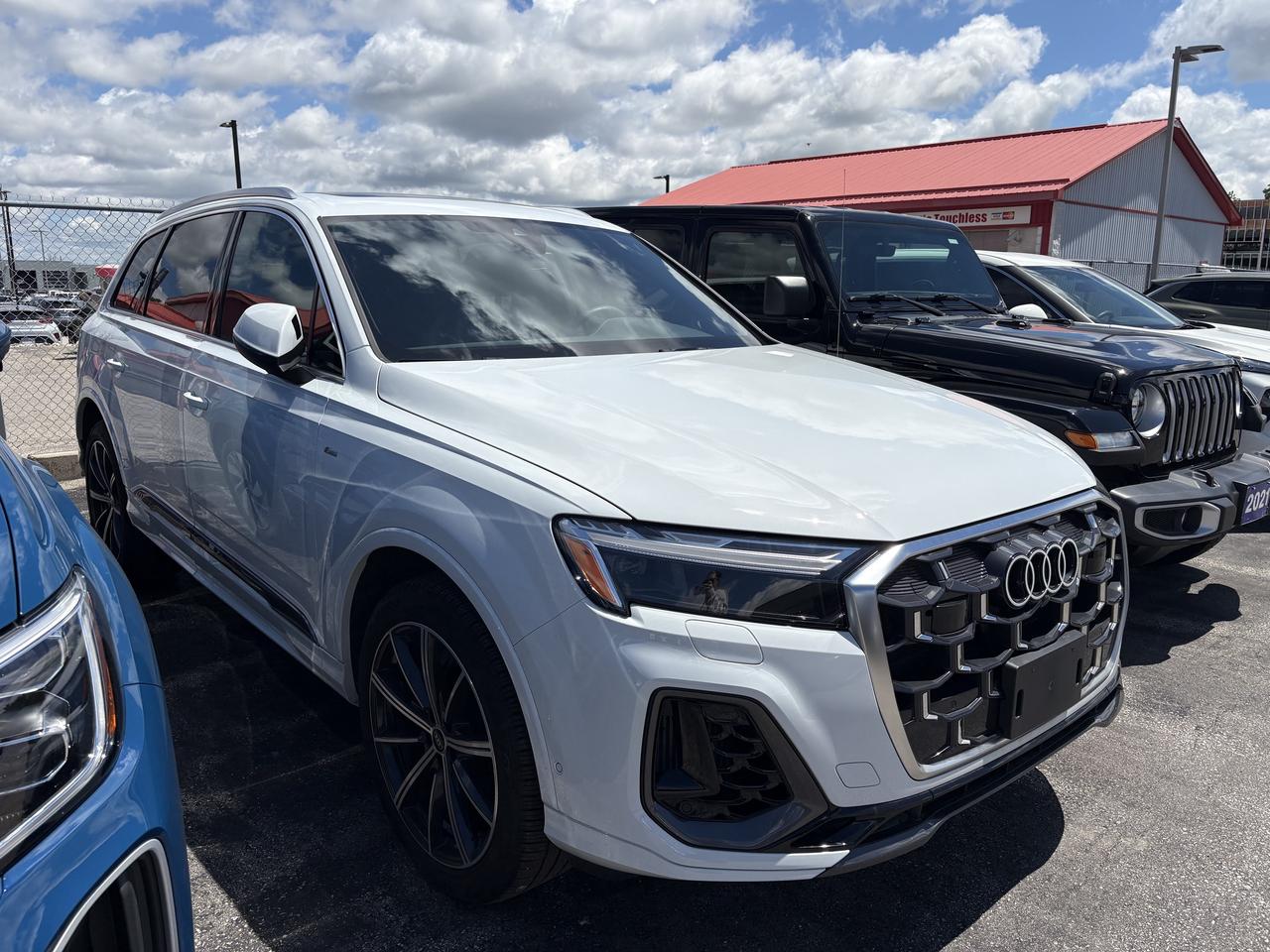 2025 Audi Q7 PROGRESSIV Photo
