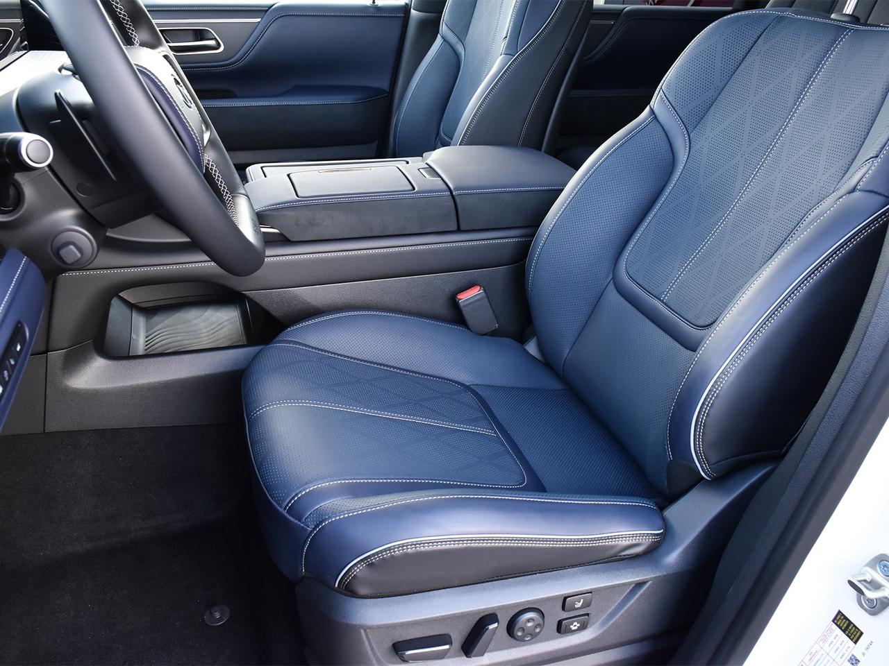 2026 Infiniti QX80 SPORT  NO LUXARY TAX! Photo