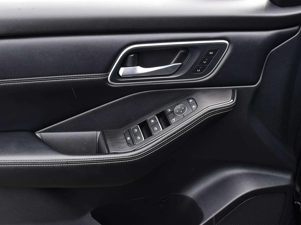 2026 Nissan Rogue Platinum  - Certified -  HUD Photo