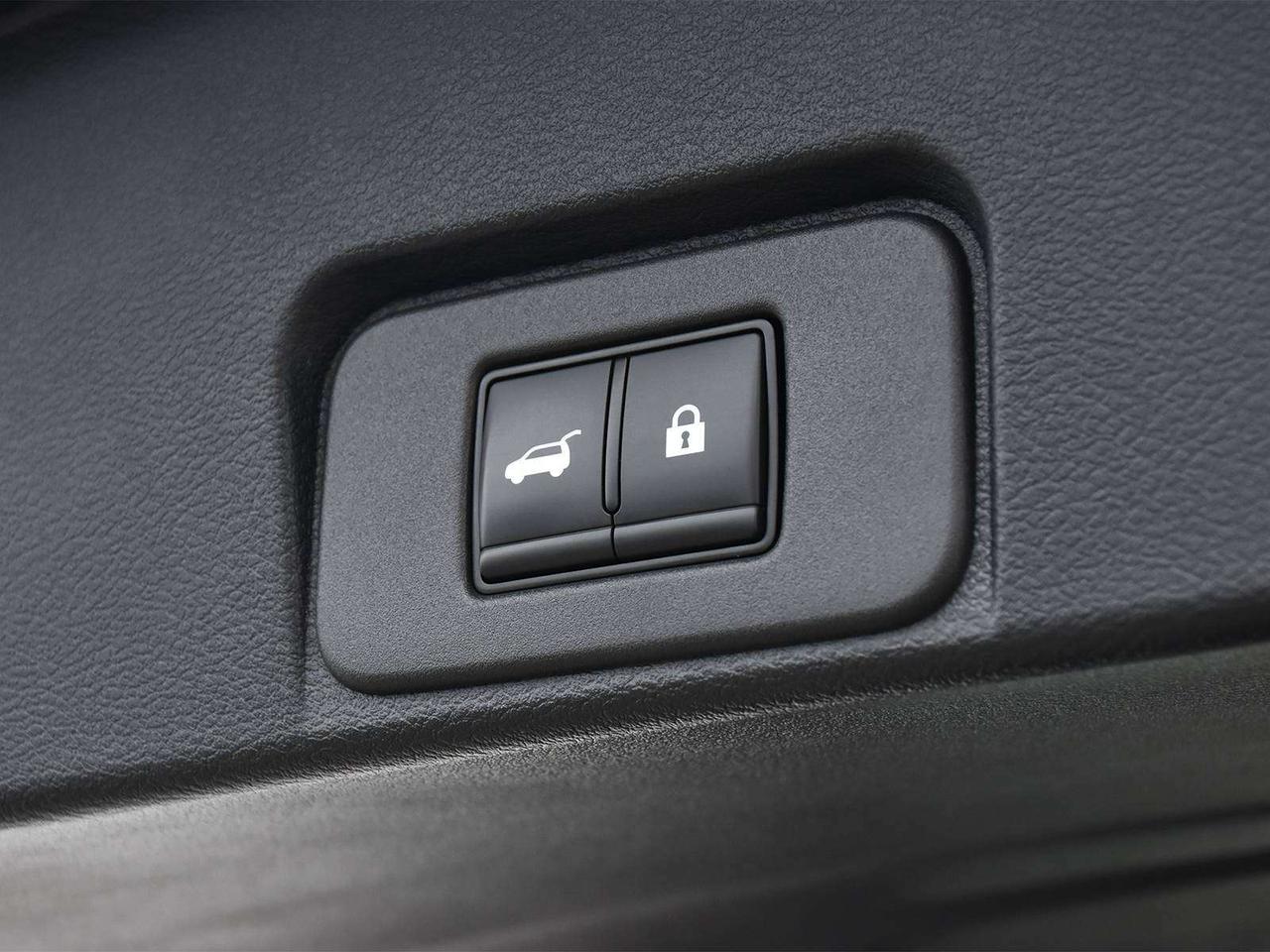 2026 Nissan Rogue Platinum  - Certified -  HUD Photo
