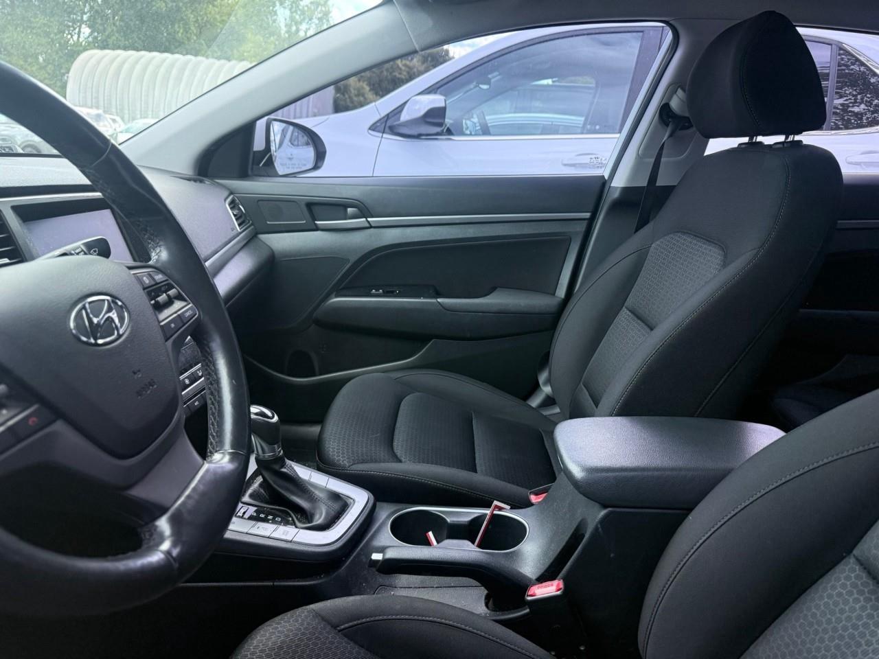 2017 Hyundai Elantra GLS (A6) 4dr Sedan Photo