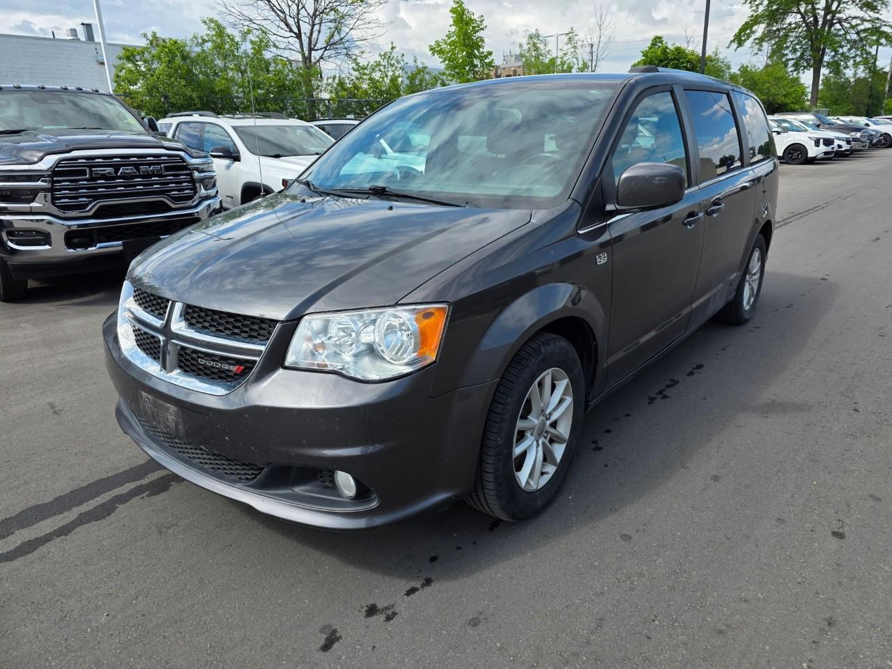 2019 Dodge Grand Caravan 35th Anniversary Edition Passenger Van Photo0
