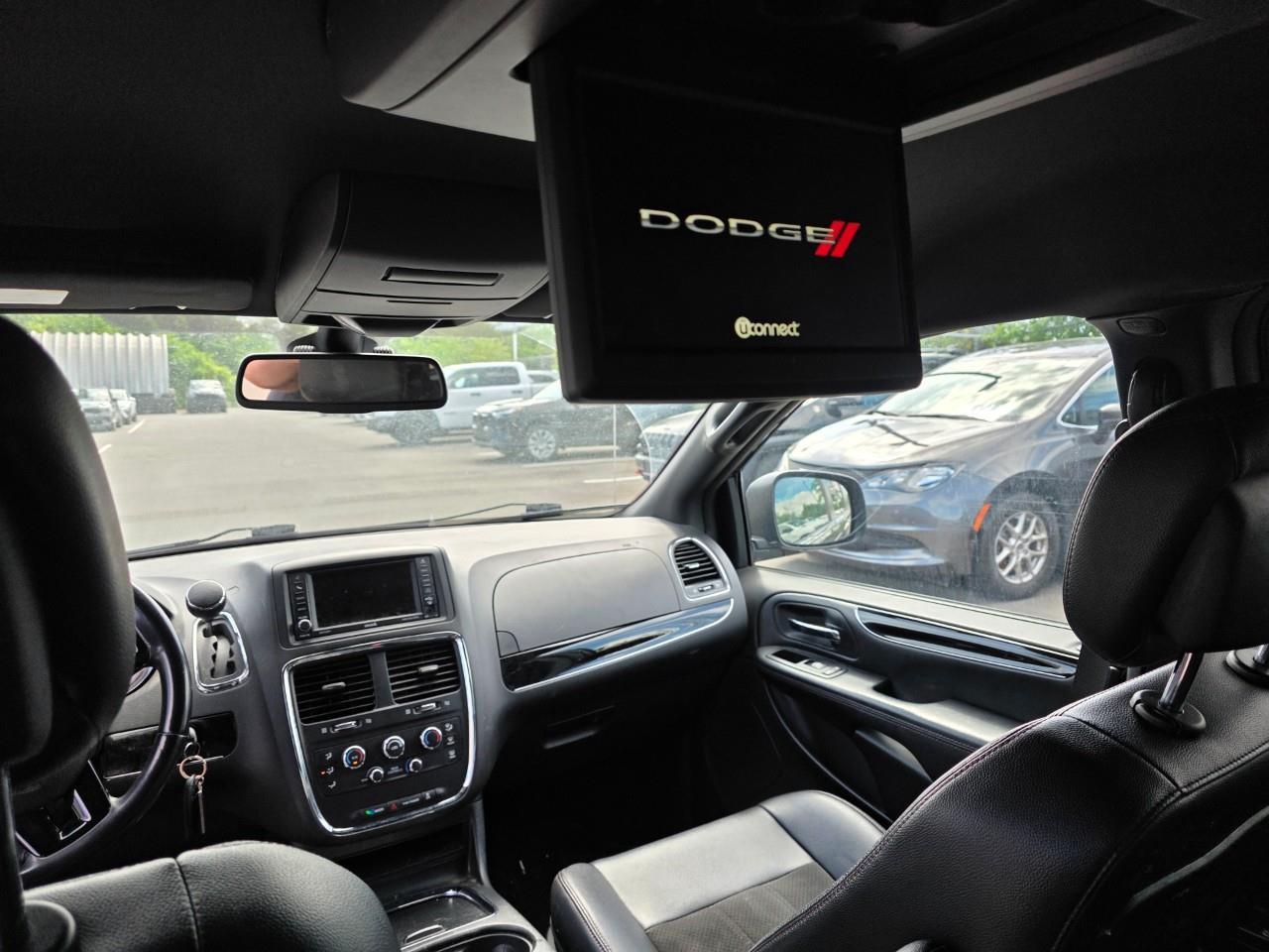 2019 Dodge Grand Caravan 35th Anniversary Edition Passenger Van Photo
