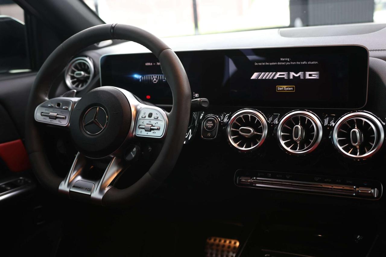 2021 Mercedes-Benz GLA GLA45-AMG-4MATIC/TECH PKG/NAV/360 CAM/BLIS/P SENSORS/LEATHER/H SEATS/KEYLESS ENTRY/AMBIENT/WLC/CARPLAY/PANOROOF Photo