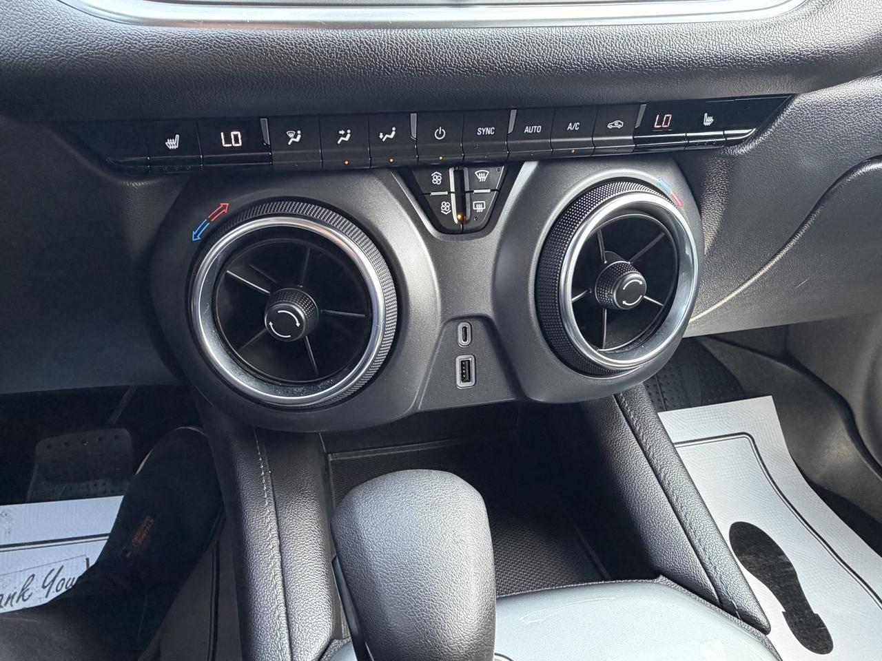 2021 Chevrolet Blazer LT/AWD/V6/HEATED SEATS/REMOTE START/CALL PICTON Photo