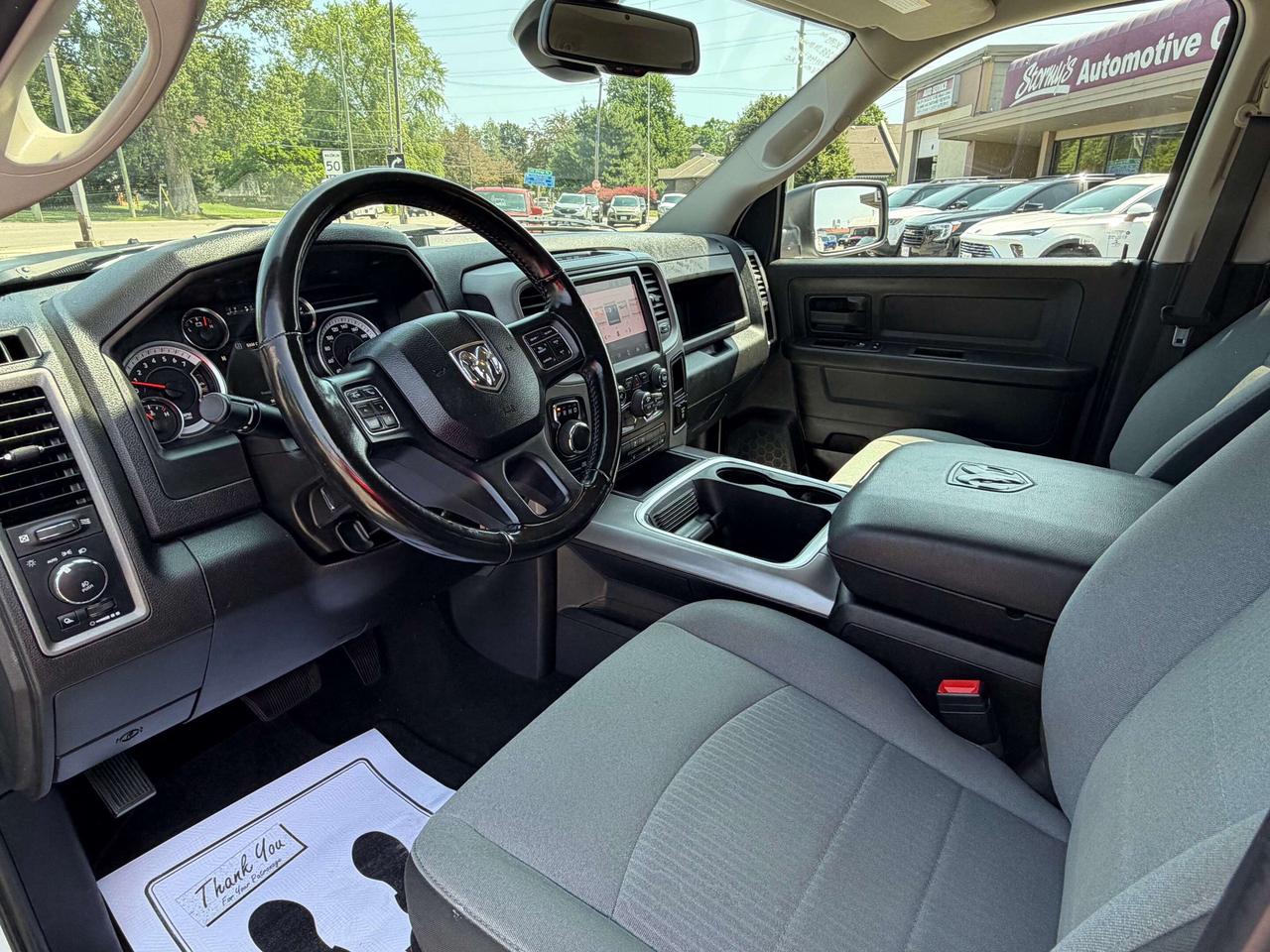2022 RAM 1500 EXPRESS/HEATED SEATS/BACK UP CAM/4X4/CALL NAPANEE Photo