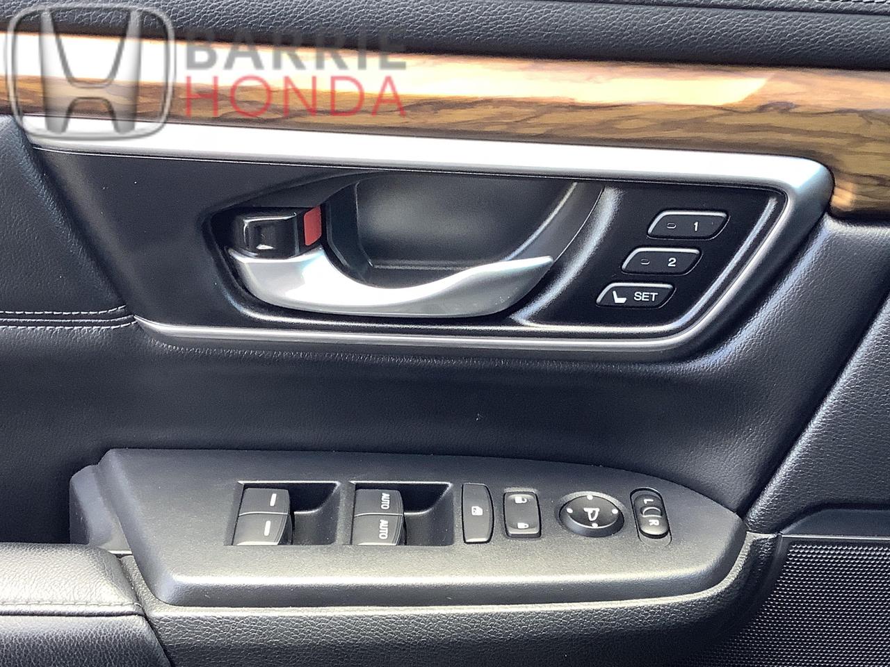 2018 Honda CR-V Touring 4dr All-wheel Drive Photo
