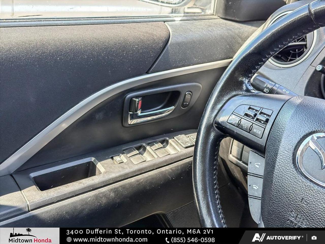 2012 Mazda MAZDA5  Photo