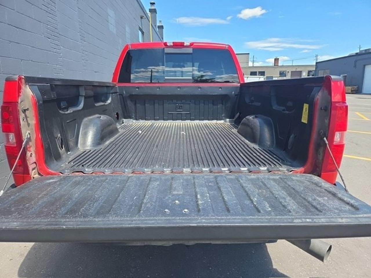 2012 Chevrolet SILVERADO 2500HD LT 4WD 6.6L DURAMAX DIESEL EXTENDED CAB SHORT BOX! Photo