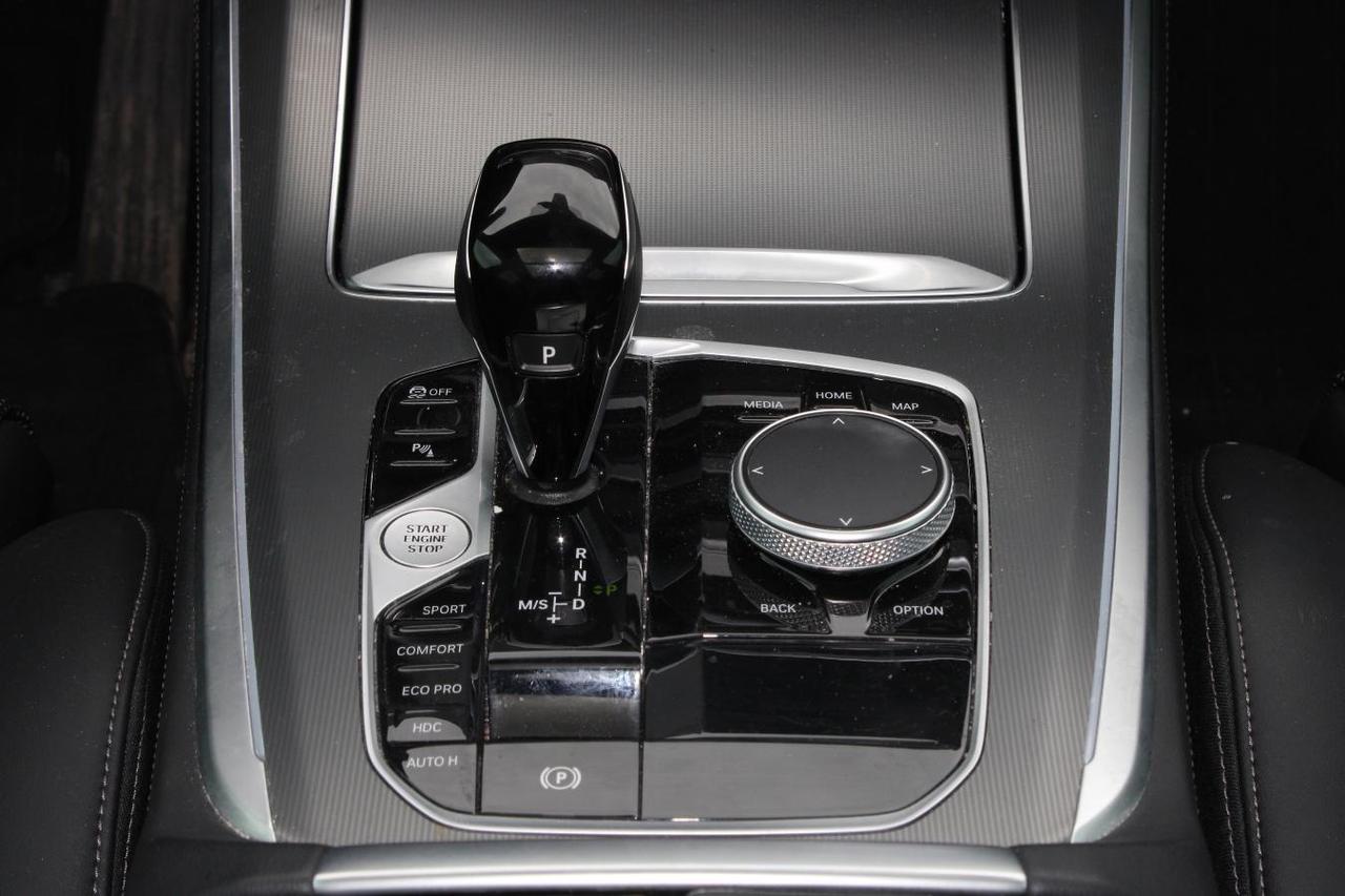2023 BMW X5 Xdrive40i  Gps Moonroof BkpCam HtdSeats DriveModes Photo