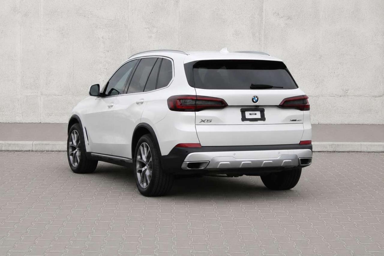 2023 BMW X5 Xdrive40i  Gps Moonroof BkpCam HtdSeats DriveModes Photo