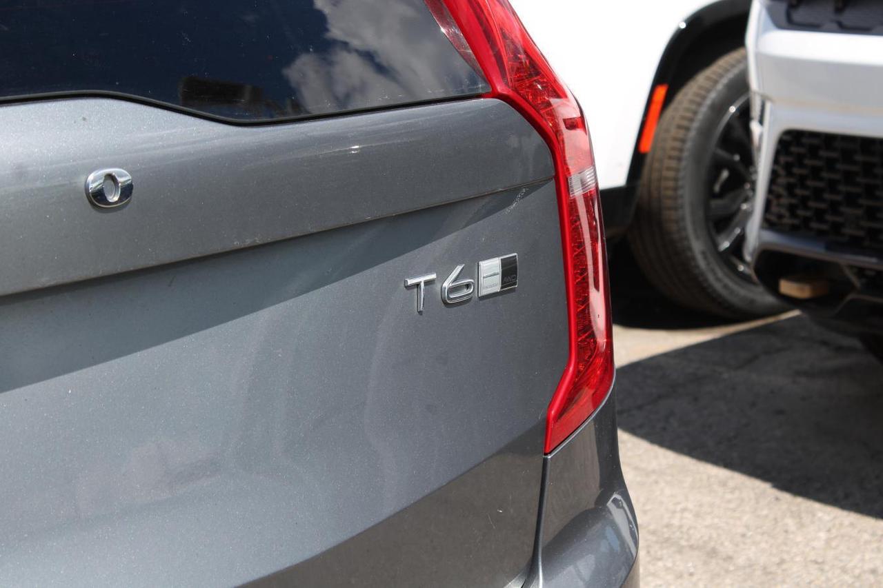 2016 Volvo XC90 T6  Gps Moonroof ParkingSensors BkpCam RemoteKeyle Photo