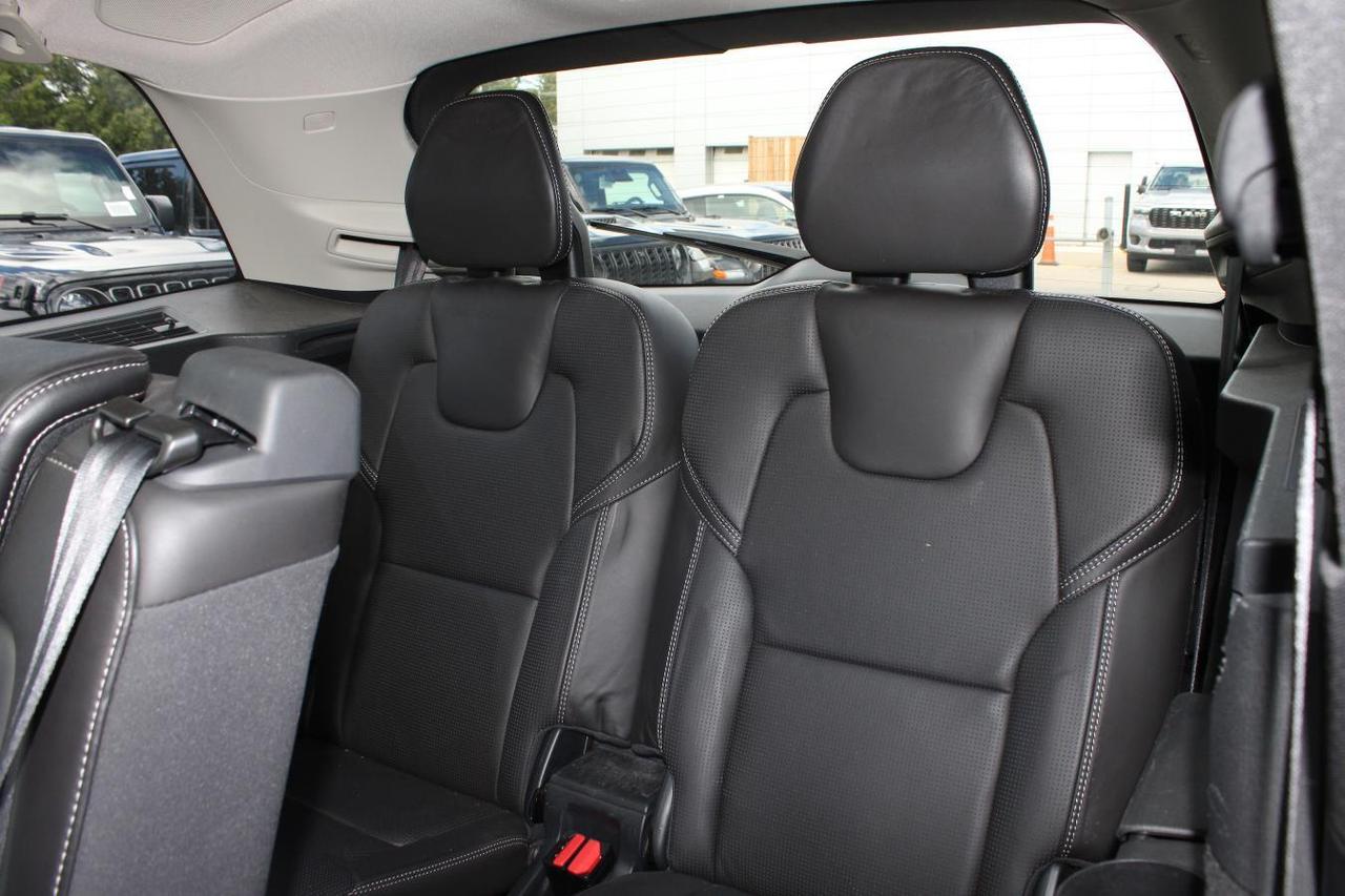 2016 Volvo XC90 T6  Gps Moonroof ParkingSensors BkpCam RemoteKeyle Photo