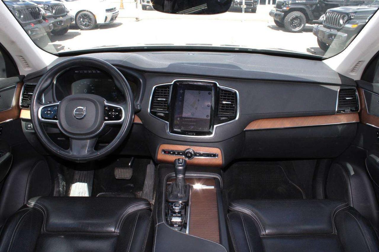2016 Volvo XC90 T6  Gps Moonroof ParkingSensors BkpCam RemoteKeyle Photo