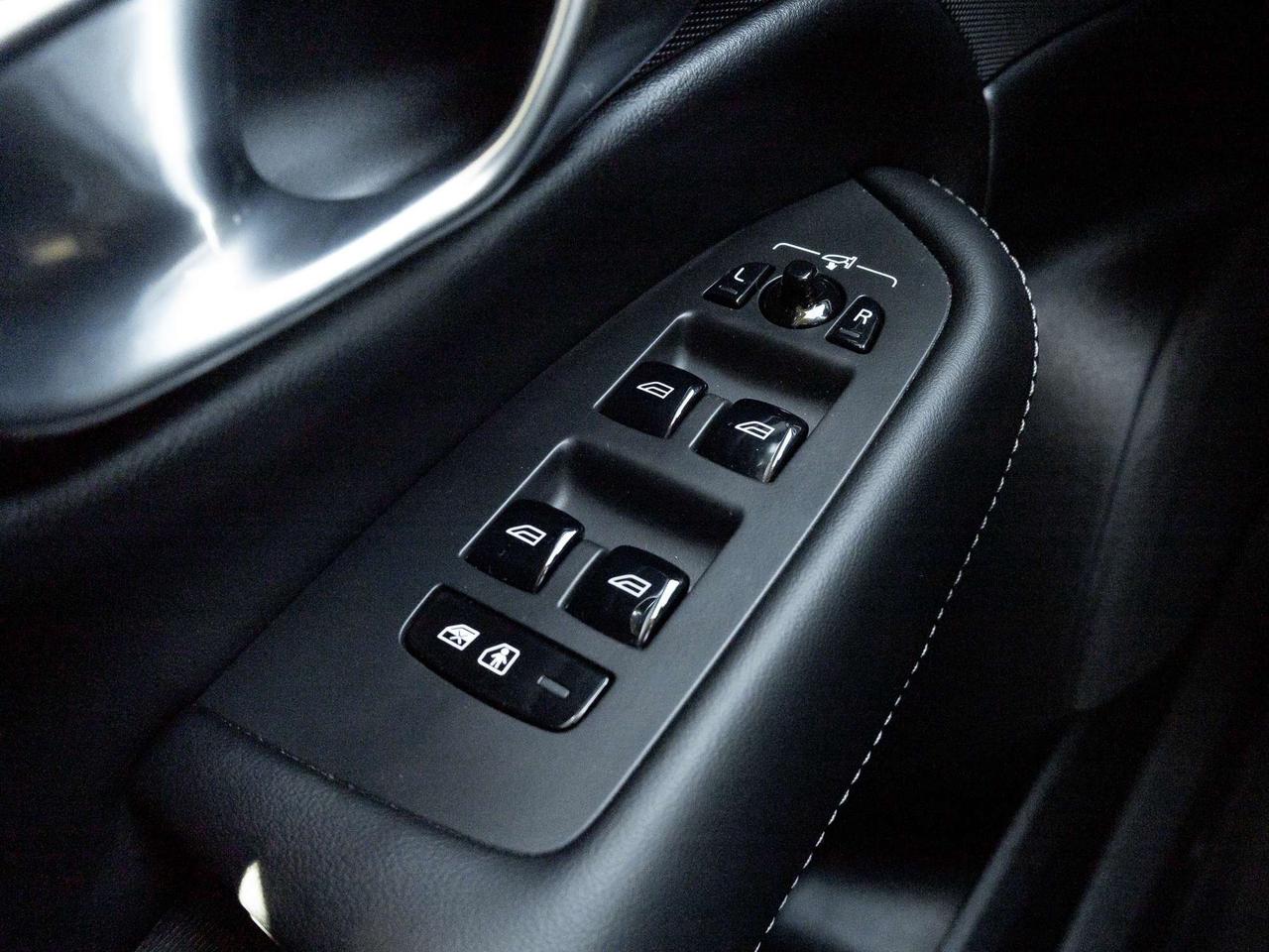 2024 Volvo XC90 B6 AWD ULTIMATE^6 Seater^CPO Rate fr 2.99%* Photo