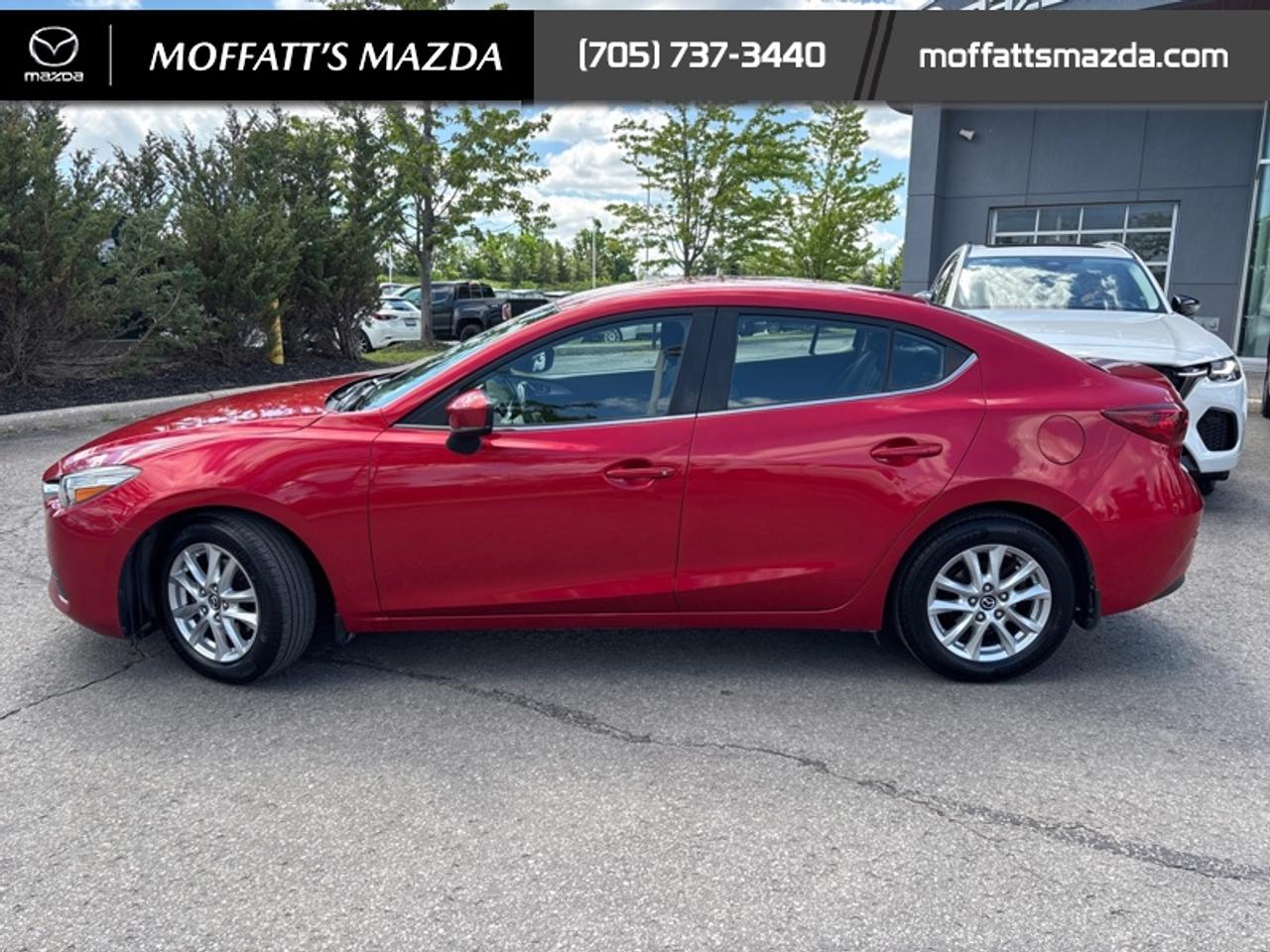 2018 Mazda MAZDA3 GS Photo