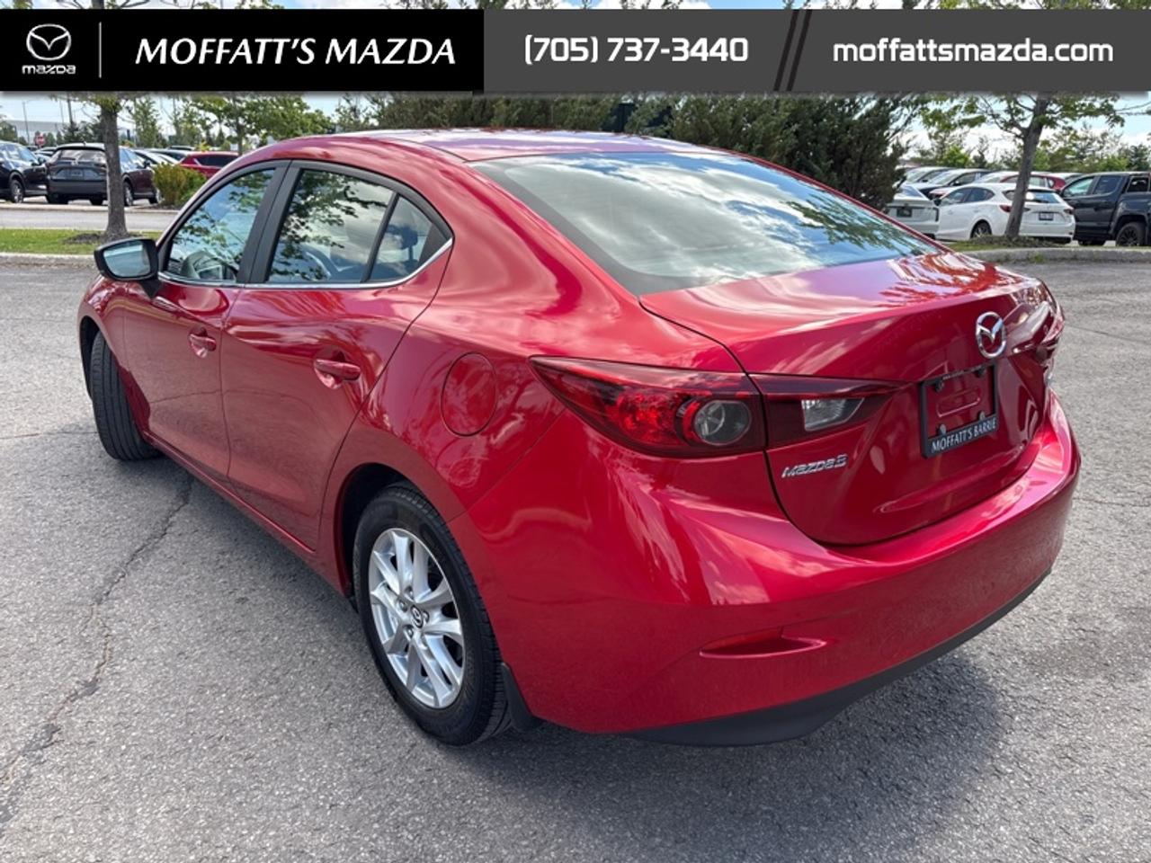2018 Mazda MAZDA3 GS Photo