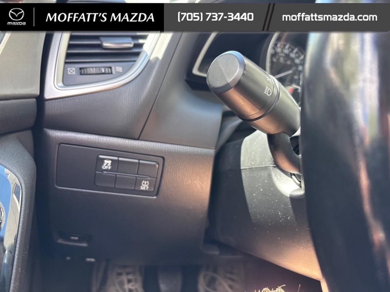 2018 Mazda MAZDA3 GS Photo