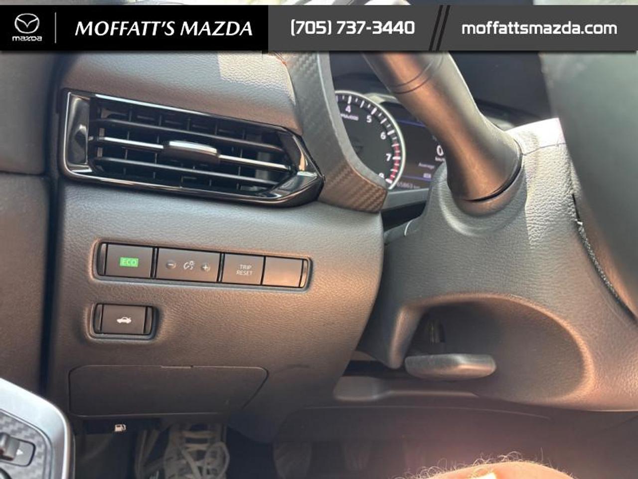 2024 Nissan Sentra SR Photo